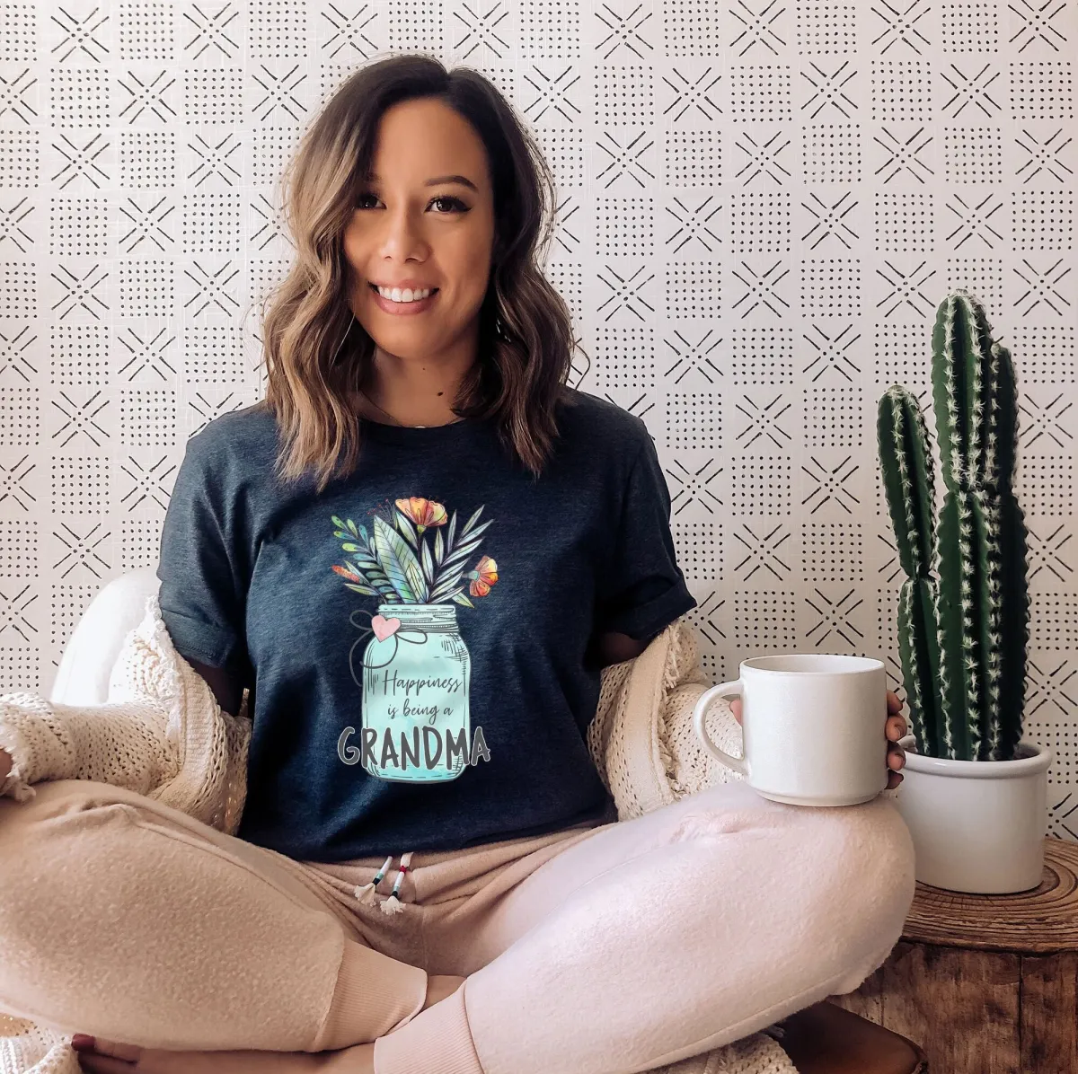 Happines Is Being A Grammy Shirt, Grandma Shirt, Nana Shirt, Mothers Day Shirt, Cool Grandma Shirt, Cute Grandma Shirt, New Grandma Shirt