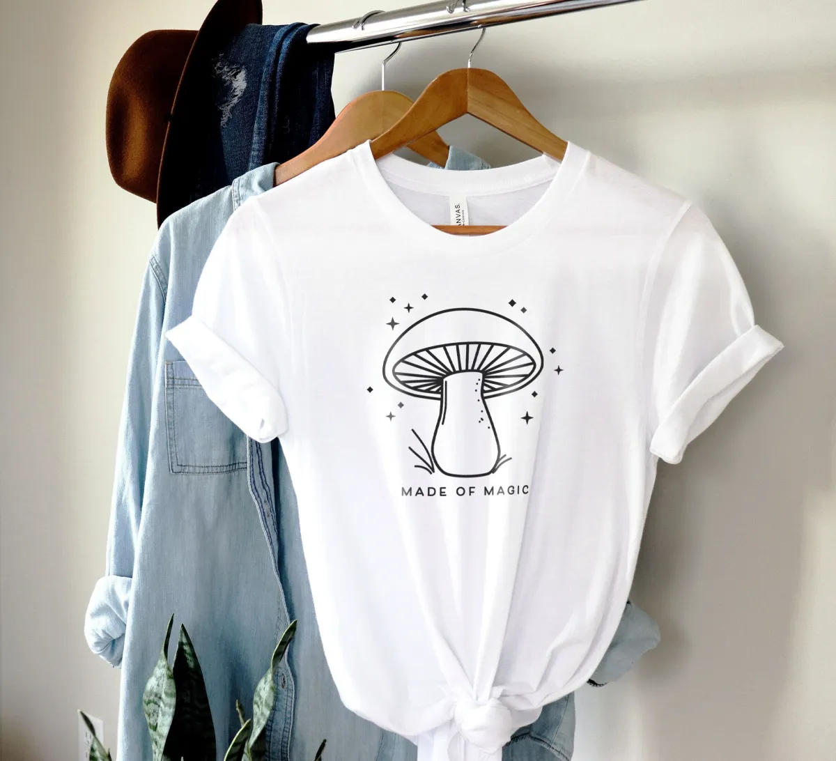 Minimalist Illustration Mushroom Shirt, Botanical Shirt, Plant Shirt, Hippie Shirt, Nature Lover Shirt, Cute Baby Onesie, Vintage Plant Tee