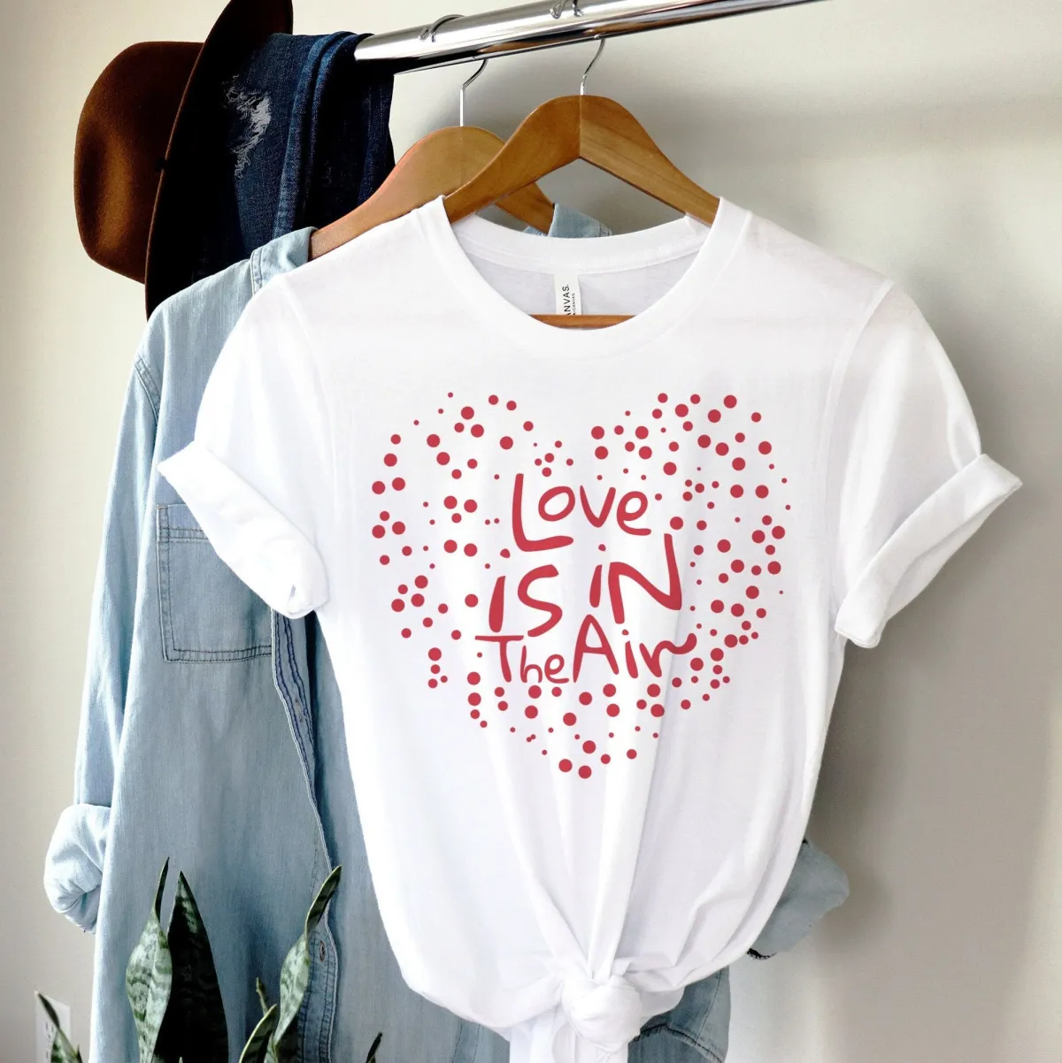 Love is in the  Air Valentine's Day Shirt,Big Love Heart Shirt, Couples Gift, Couple Matching, Cute Valentine Tee, Valentines  Gift  for Her