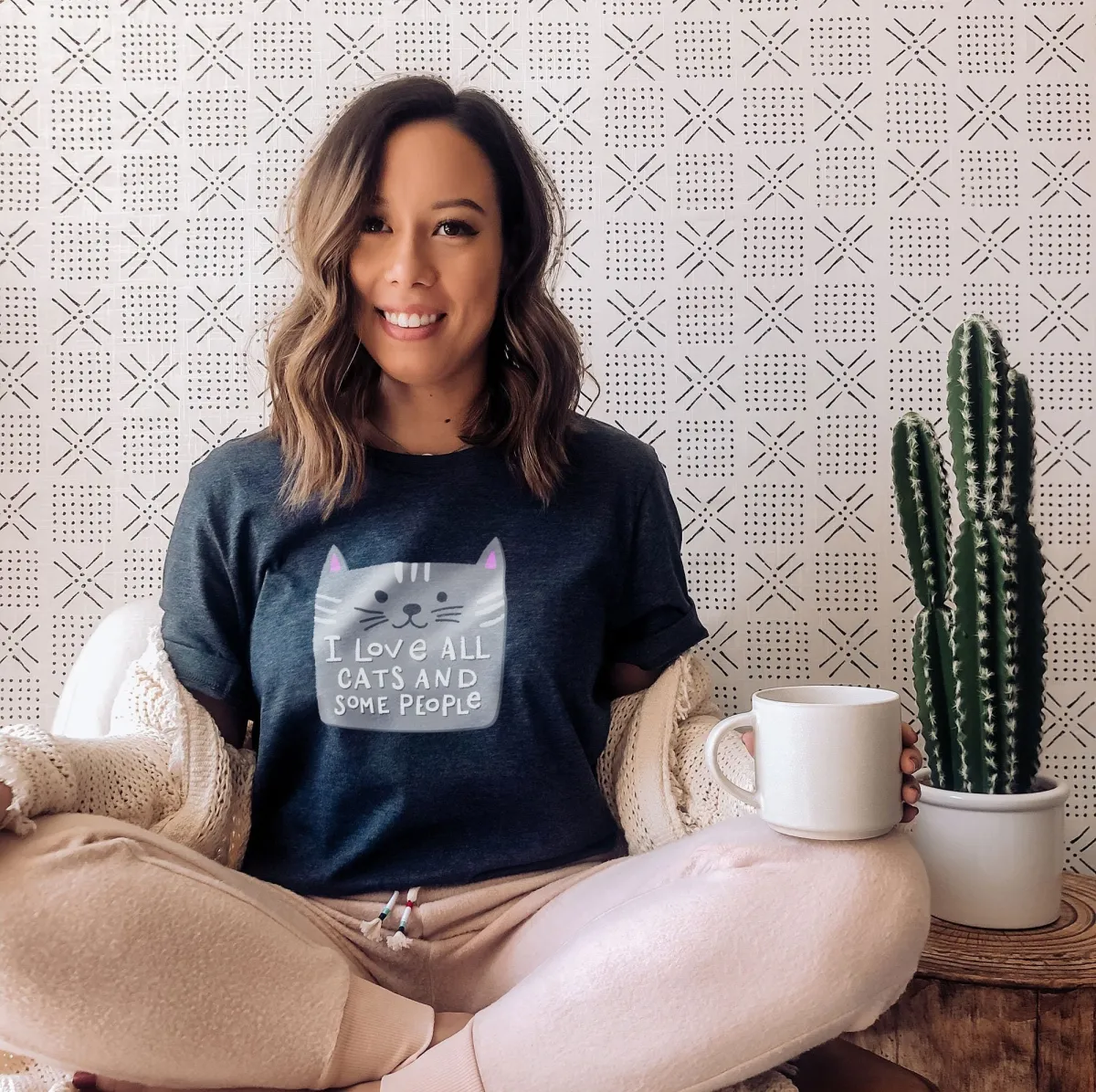 I Love All Cat Shirt, Cat Mom Shirt, Valentines Day Shirt, Cat Mom Gift, Cat Owner Gift , Cat Lover Gift, Gift for Her, Animal Lover Shirt