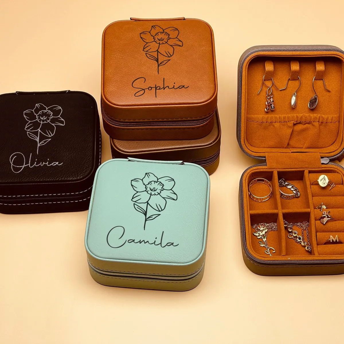 Birth Flower Engraved Jewelry Travel Box, Birth Month Flower Gift, Leather Jewelry Travel Case, Gifts for Her Birthday, Bridal Party Gift